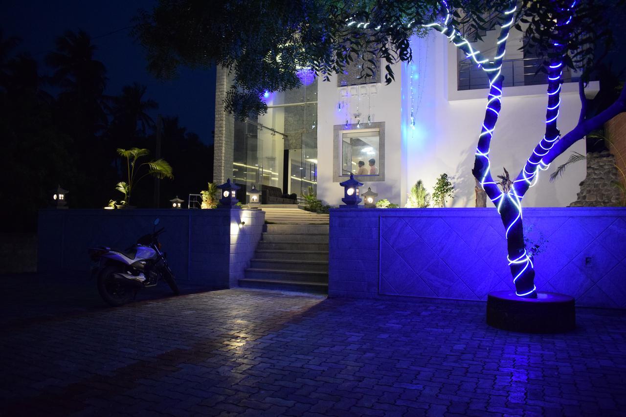 ไวท์ เพิร์ล เรซิเดนซี Hotel ปอนดิเชอรี ภายนอก รูปภาพ