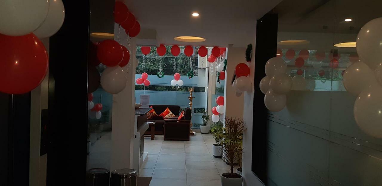 ไวท์ เพิร์ล เรซิเดนซี Hotel ปอนดิเชอรี ภายนอก รูปภาพ